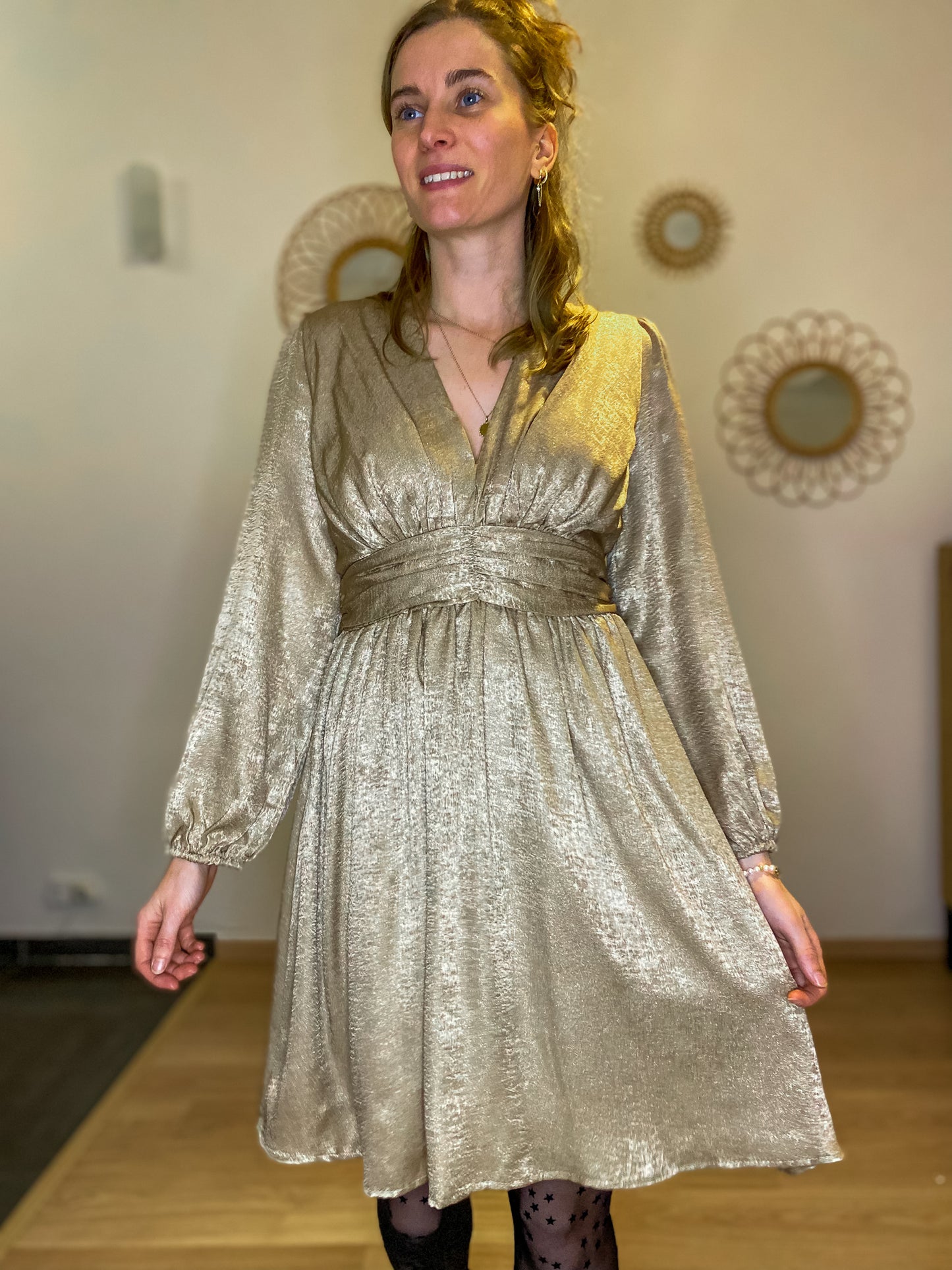 Robe Holly taupe brillante - Margothe