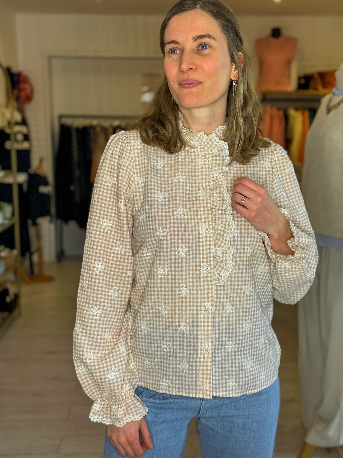 Chemise Giorgia beige noeud