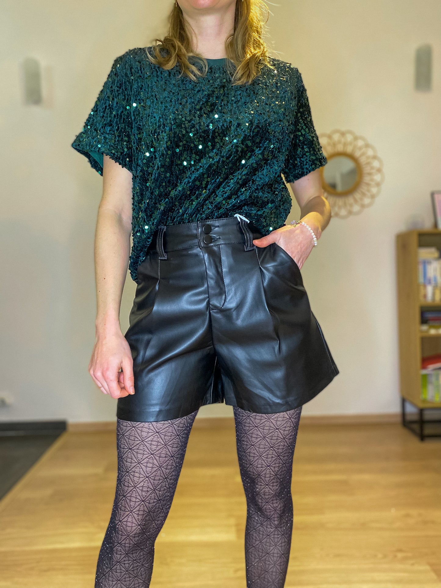 Short Scarlette en similicuir noir - Margothe