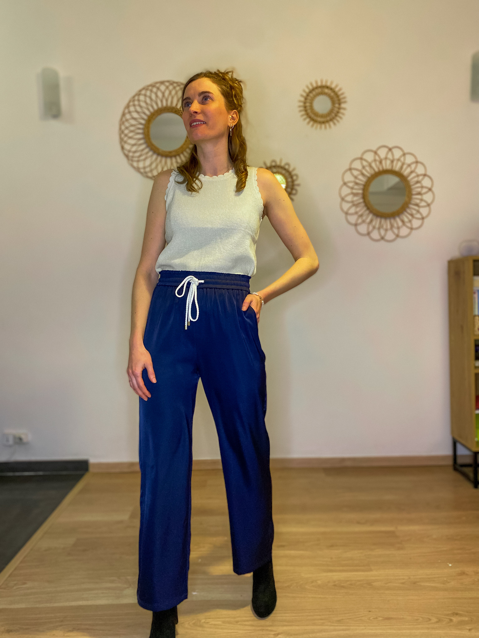 Pantalon Deborah satiné bleu marine