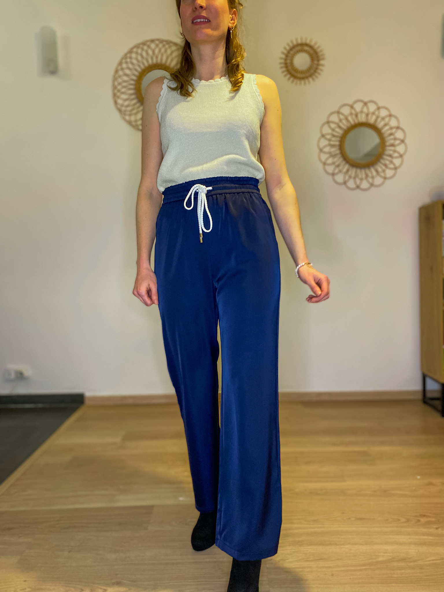 Pantalon Deborah satiné bleu marine