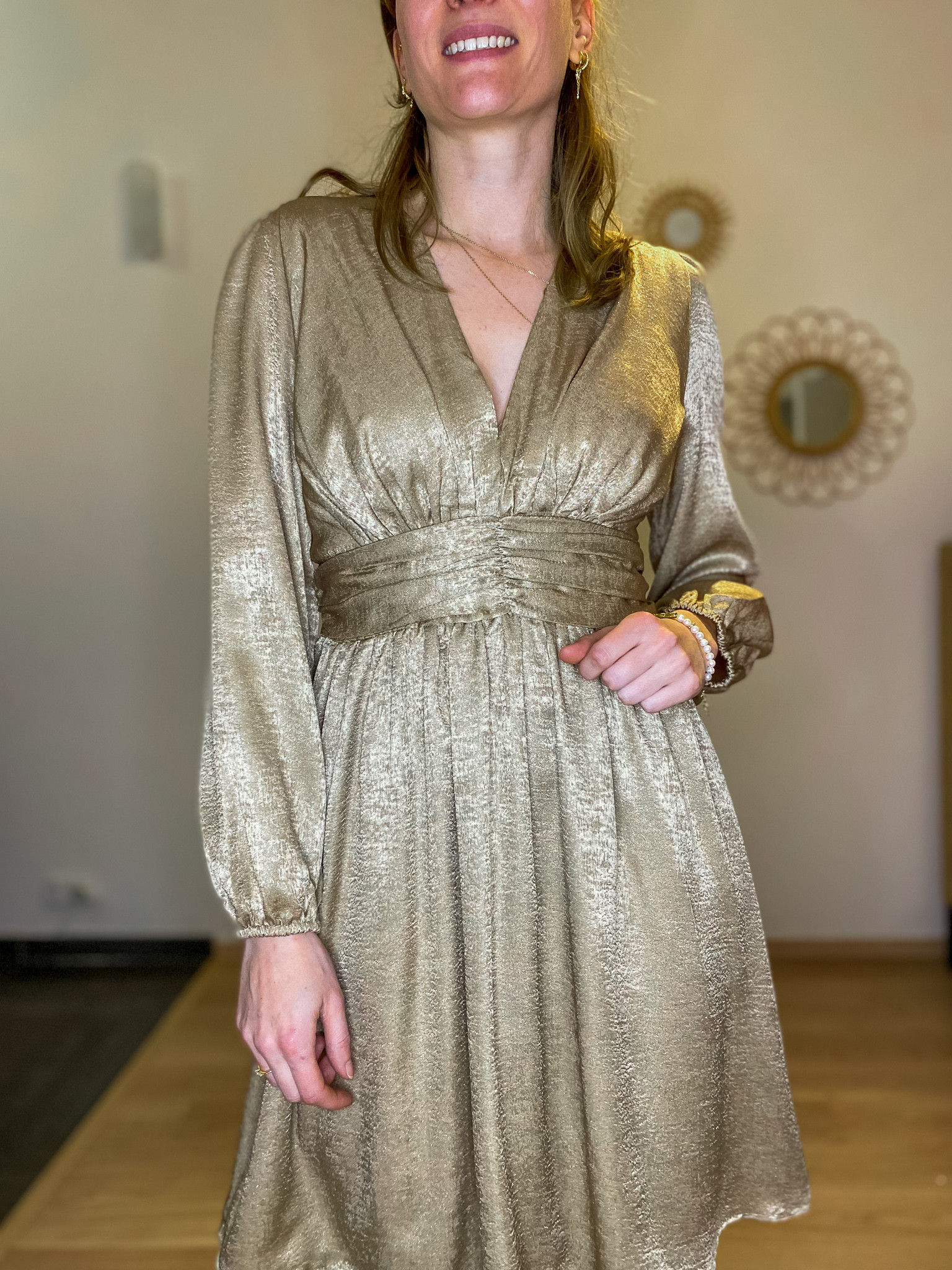 Robe Holly taupe brillante