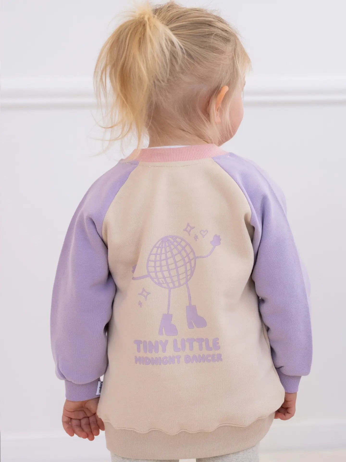 Sweat Midnight dancer