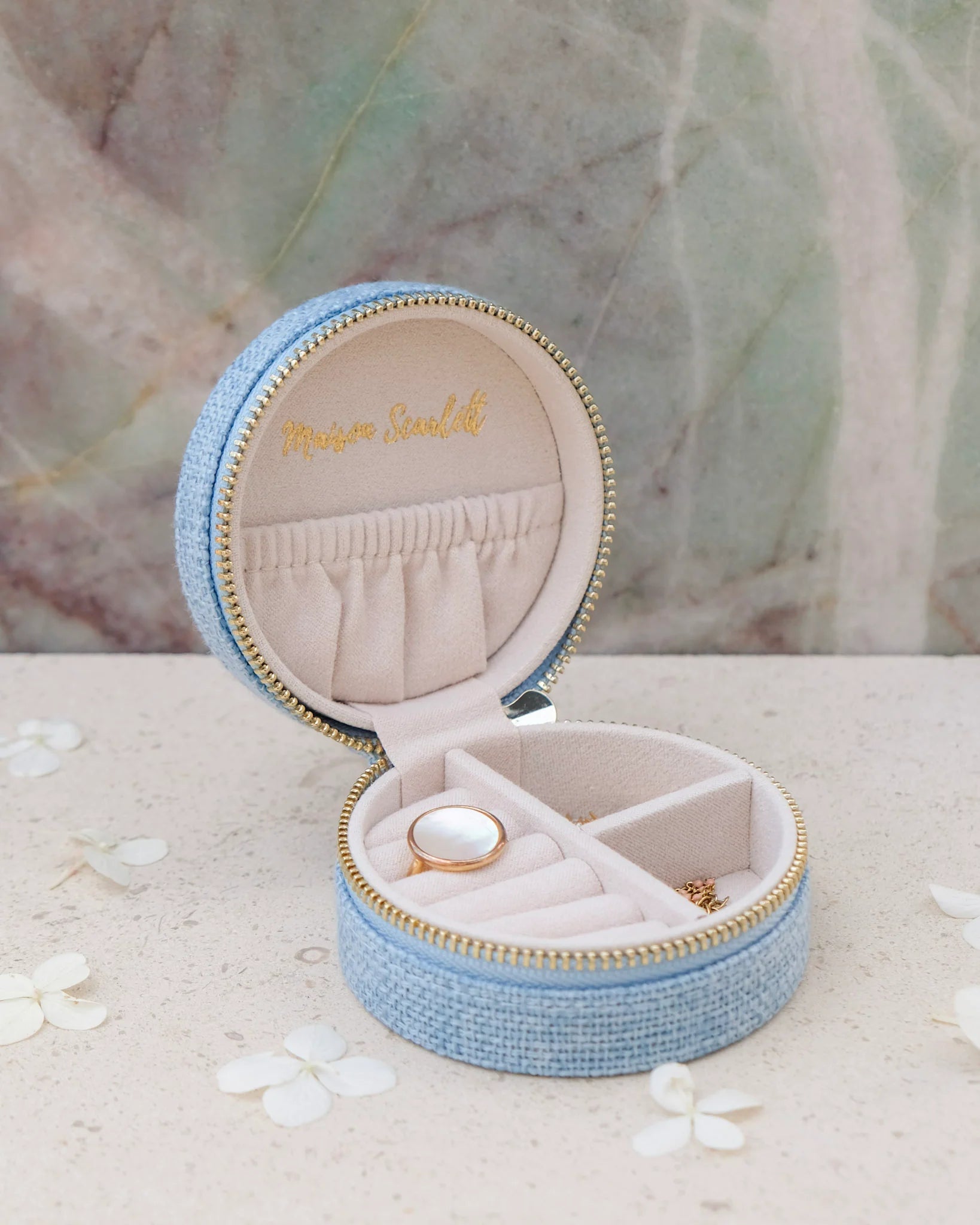 Boîte à bijoux de voyage Yvonne effet lin bleu - Margothe