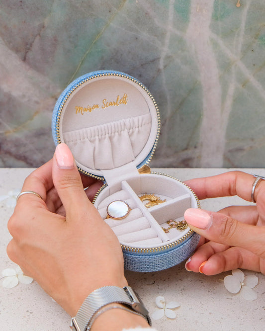 Boîte à bijoux de voyage Yvonne effet lin bleu - Margothe