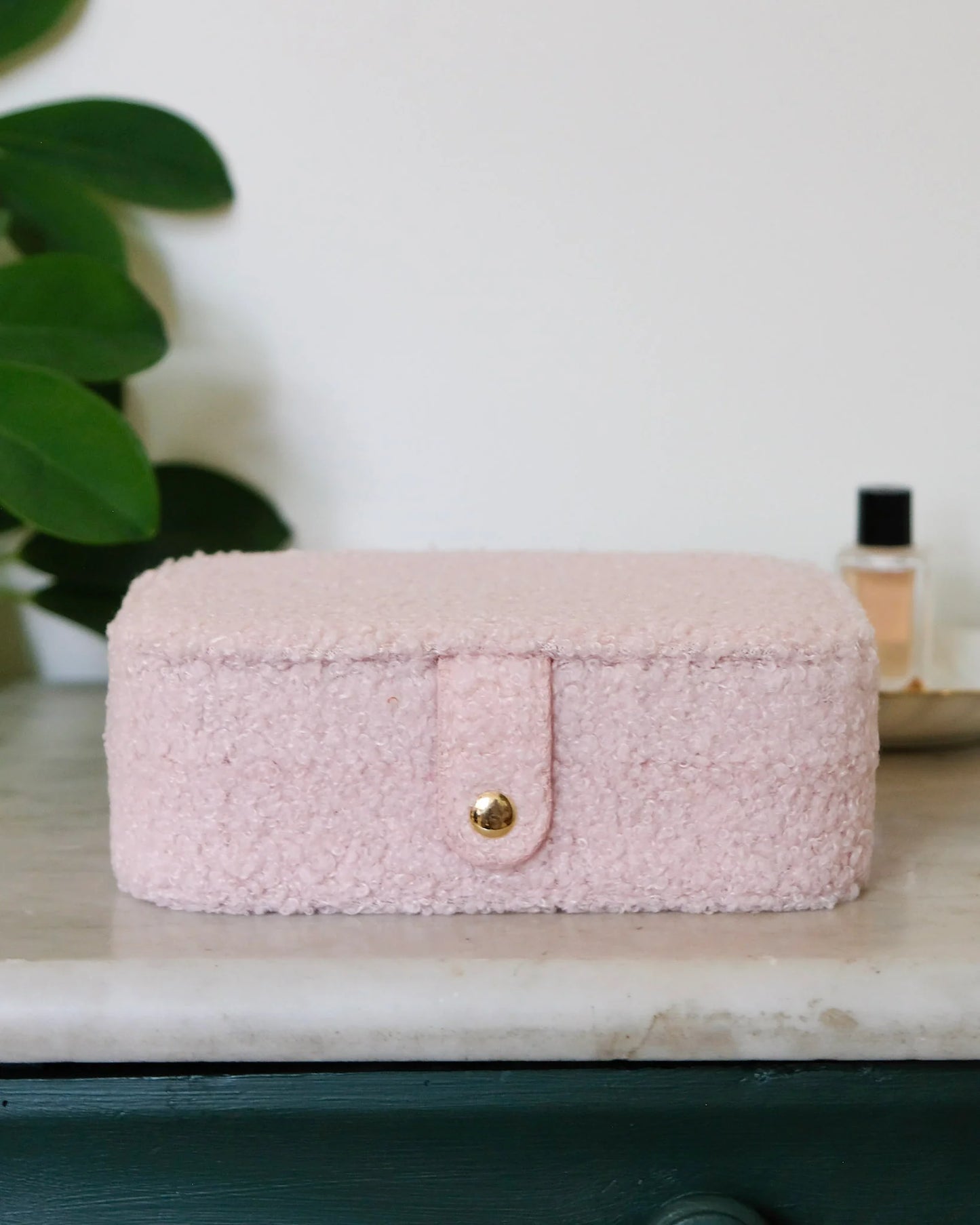 Boîte à bijoux de voyage Brigitte en moumoute rose