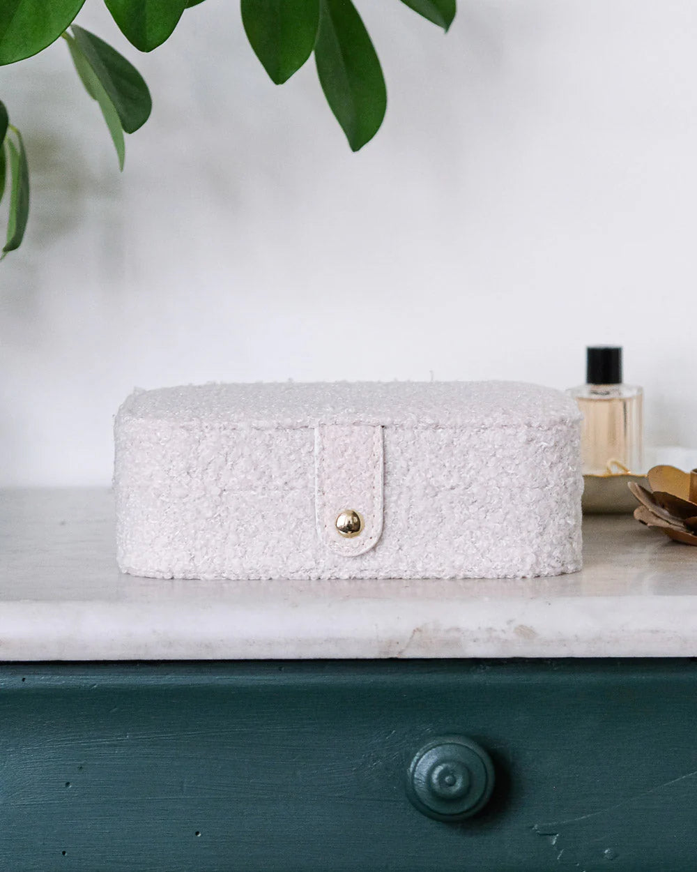 Boîte à bijoux de voyage Brigitte en moumoute blanc