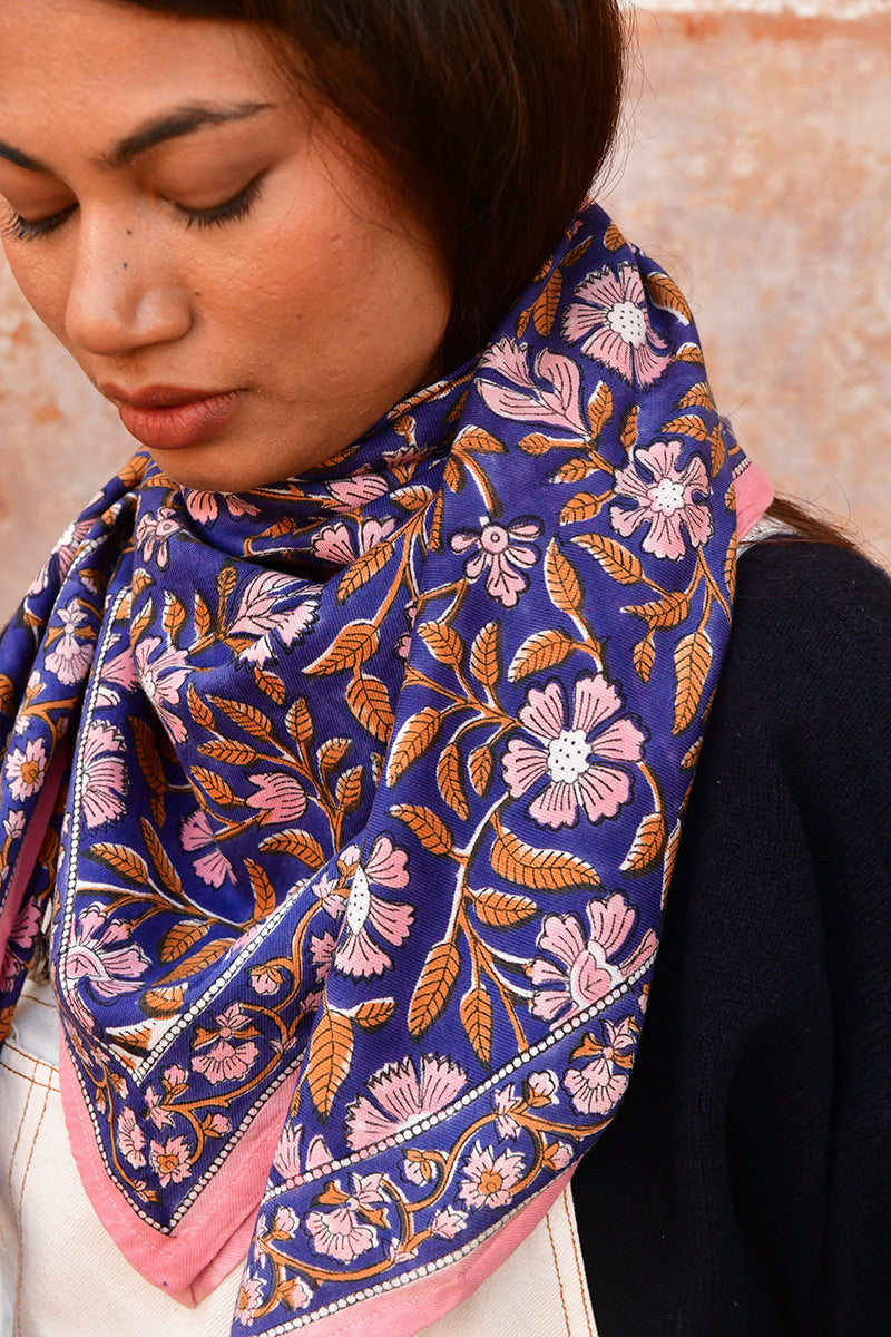 Petit foulard N°115 Cobalt